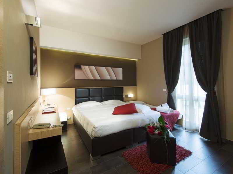 Unahotels Dei Platani Hotel