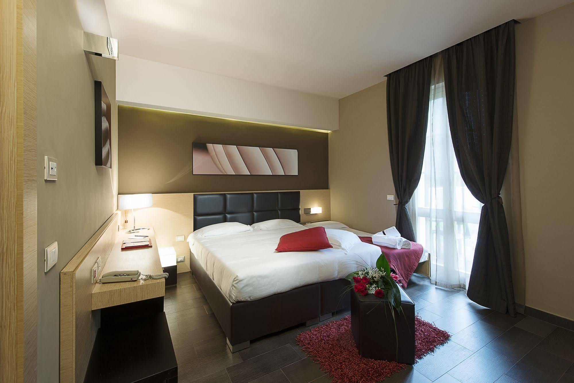 Unahotels Dei Platani Hotel Foligno